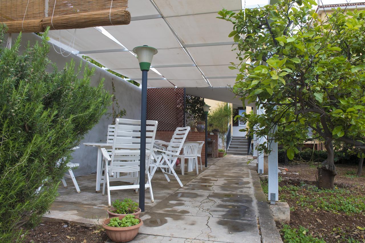 Bed & Breakfast L'officina Di Apollo 2*